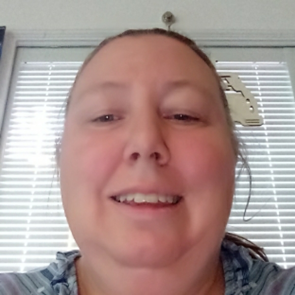 Meet your Posher, Michelle - Picture 2 of 2